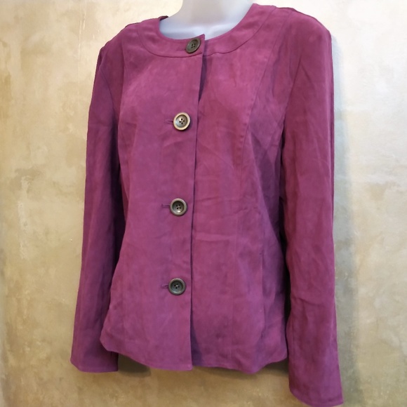 JM Collection Jackets & Blazers - JM Collection Faux Suede Jacket EUC 12